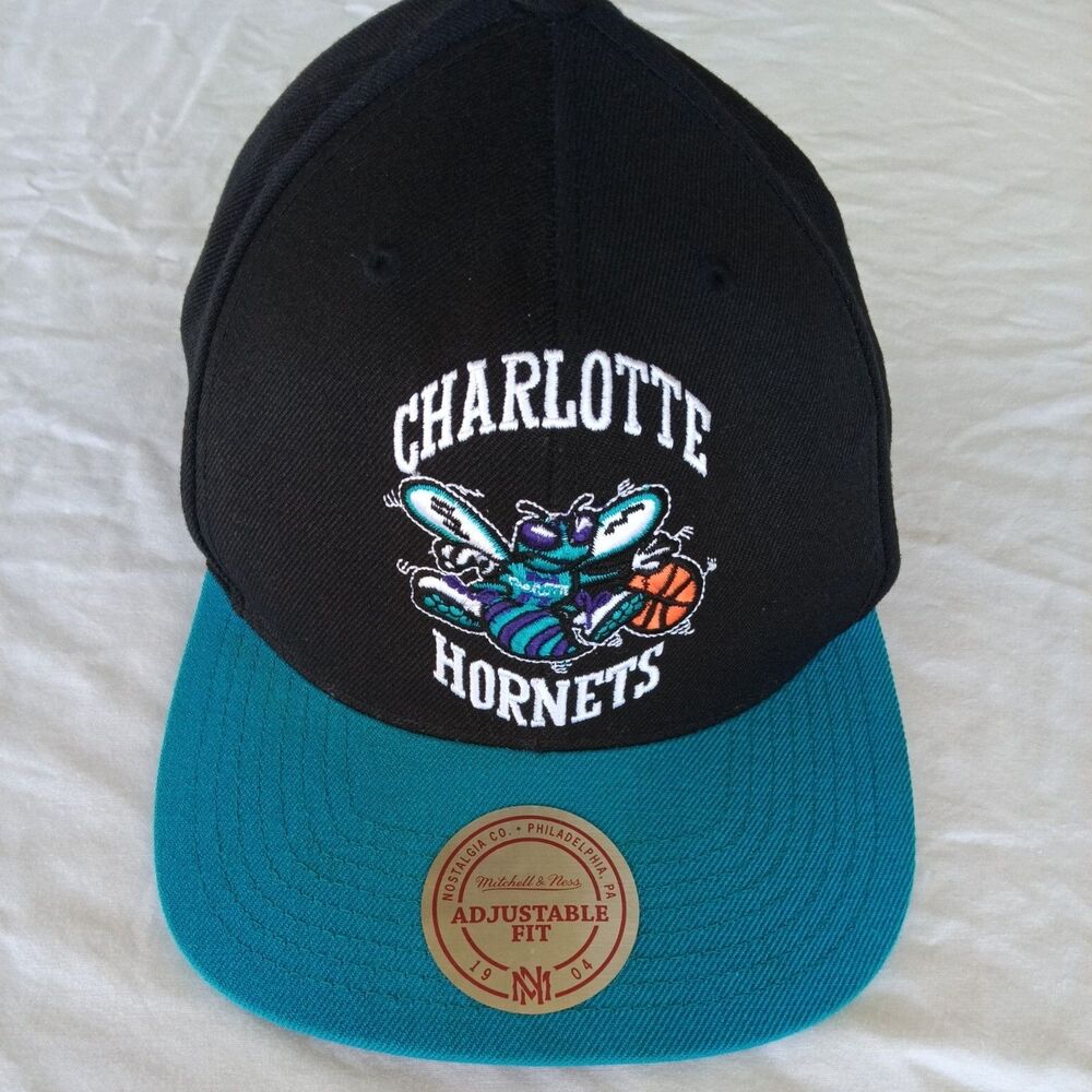 Mitchell & Ness Charlotte Hornets Hardwood Classic Snapback Hat Cap New